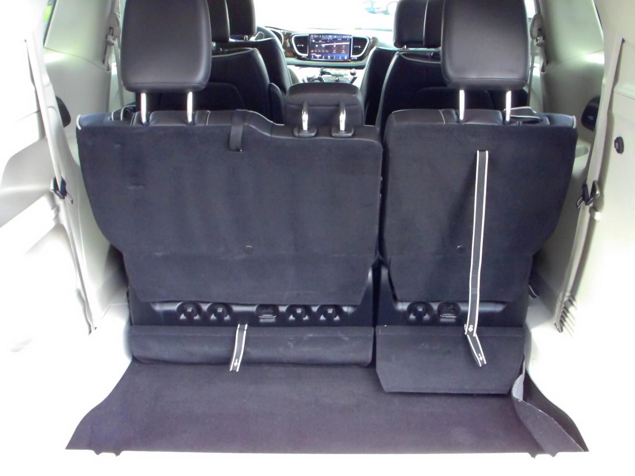 Chrysler Pacifica Limited 2023