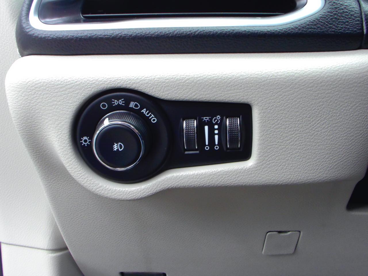 Chrysler Pacifica Limited 2023
