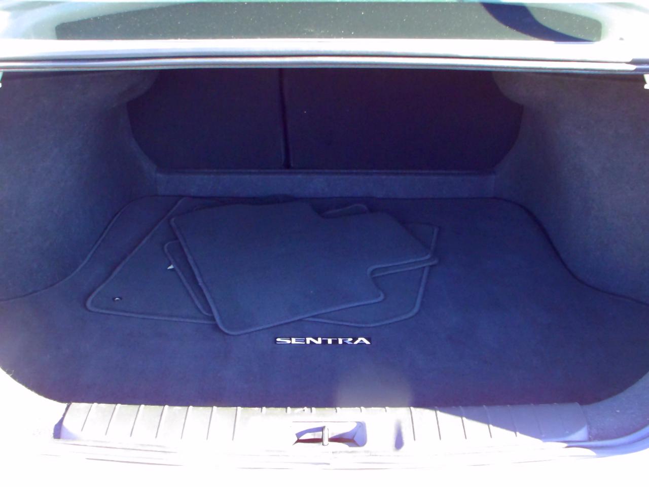 Nissan Sentra SV 2025
