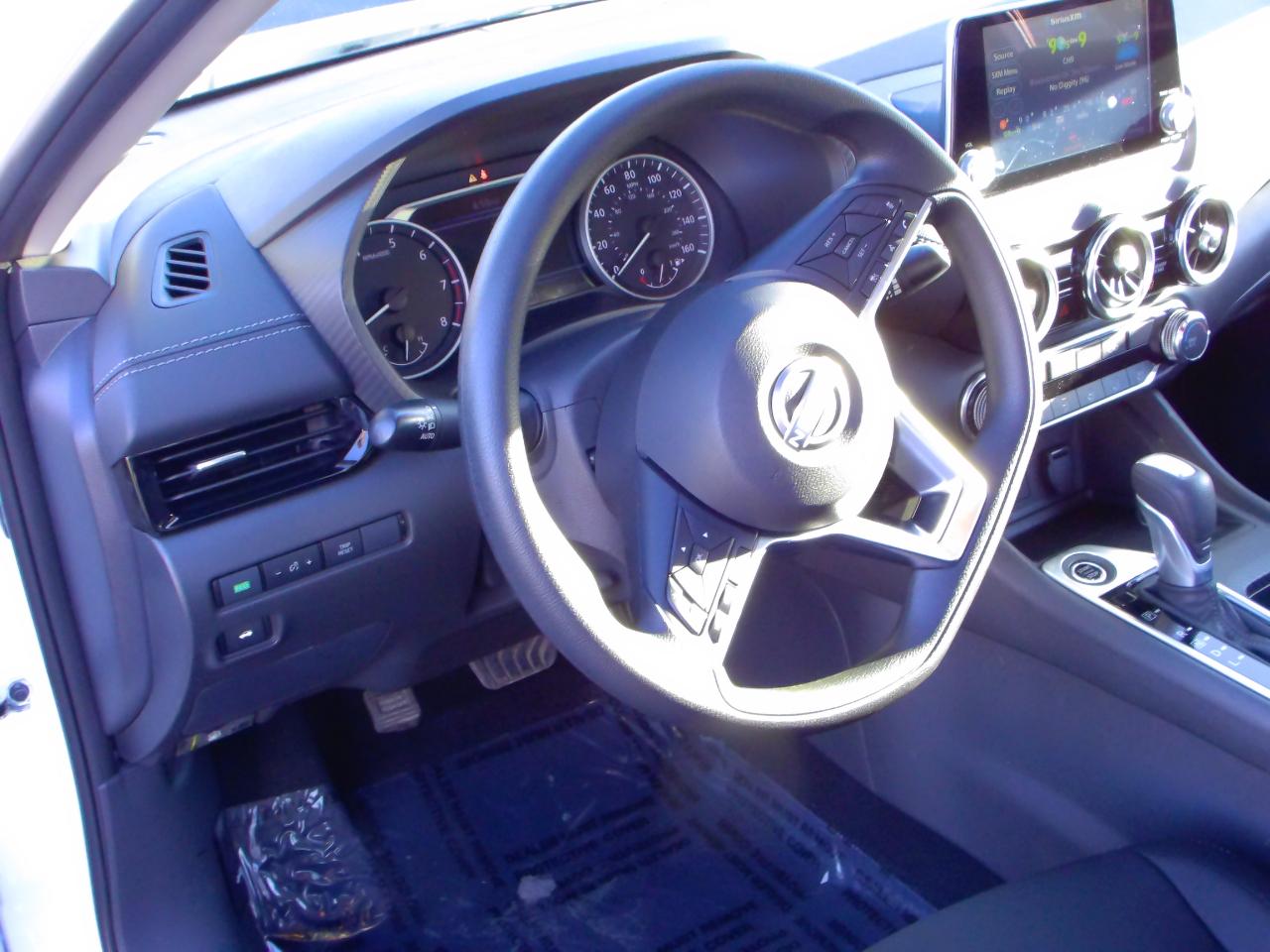 Nissan Sentra SV 2025