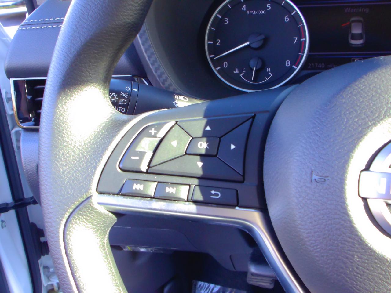 Nissan Sentra SV 2025