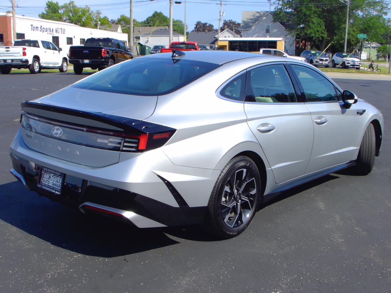 Hyundai Sonata SEL FWD 2025