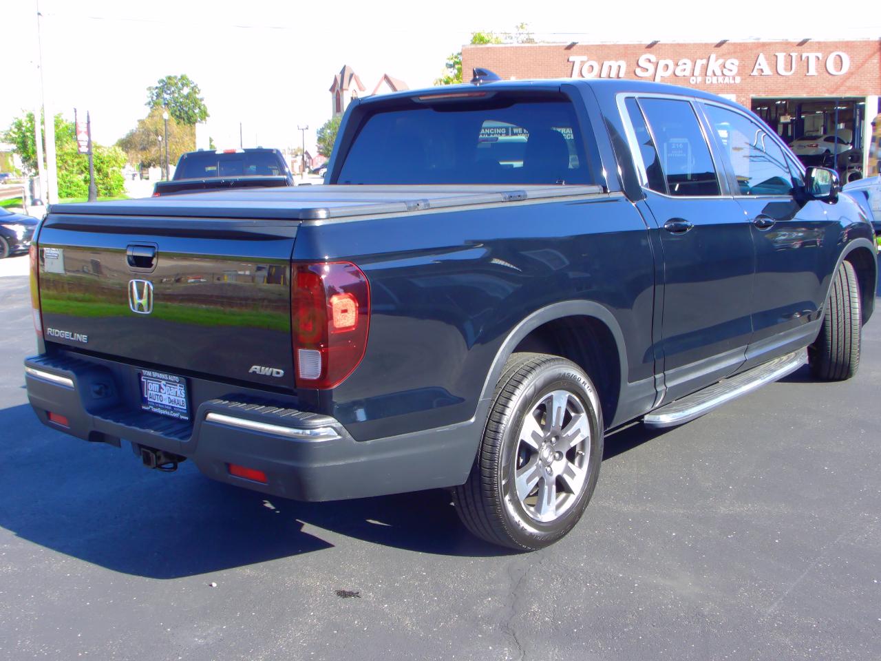 Honda Ridgeline RTL-T 4x4 Crew Cab 5.3' Bed 2017