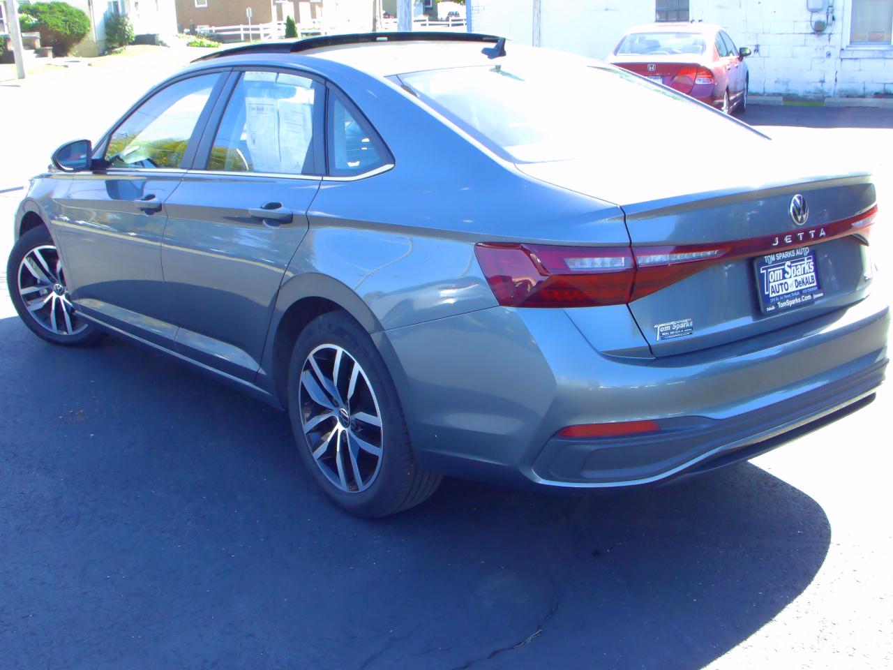 Volkswagen Jetta SE Auto 2025