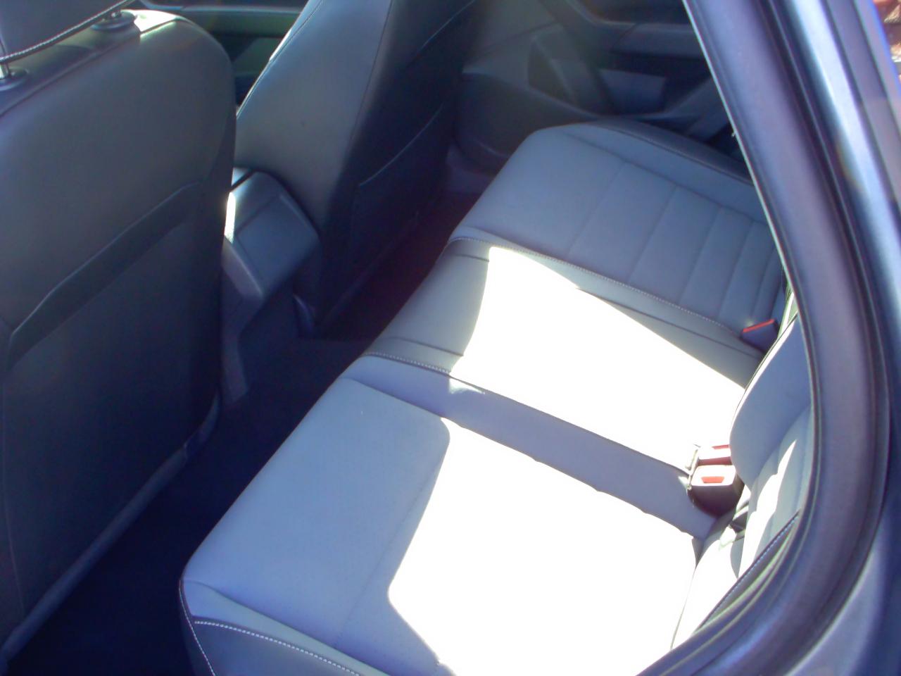 Volkswagen Jetta SE Auto 2025