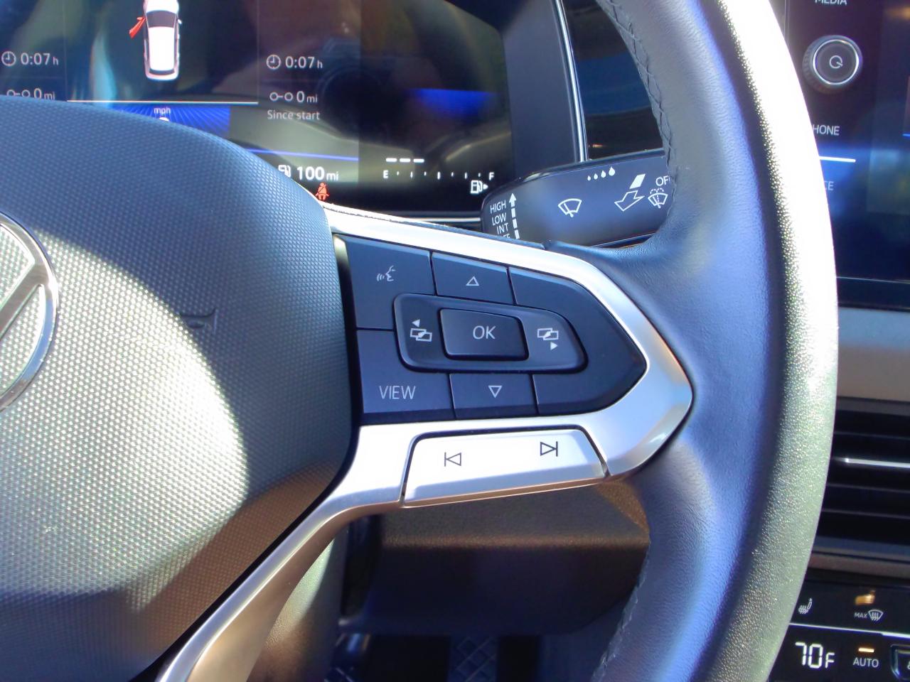 Volkswagen Jetta SE Auto 2025