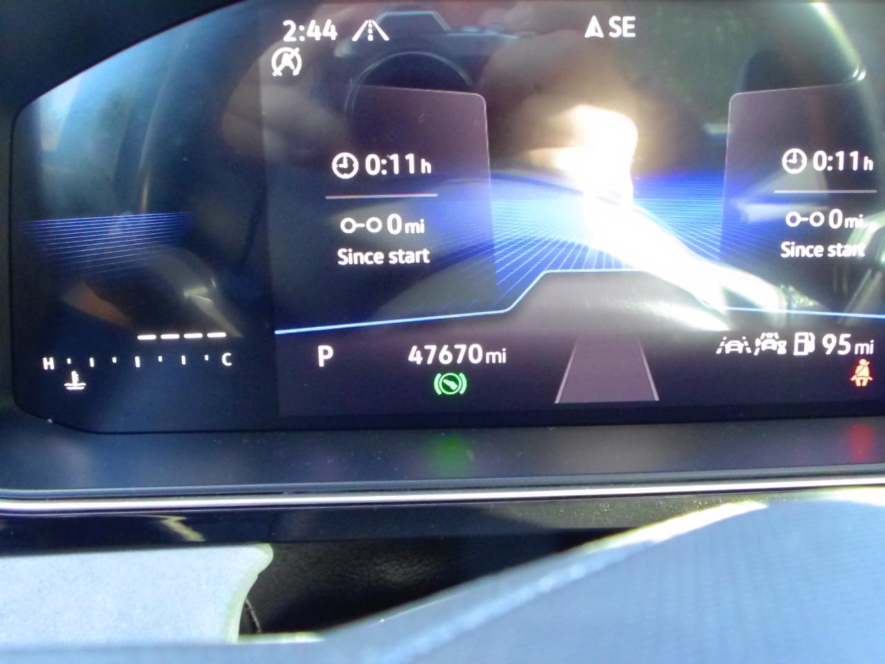Volkswagen Jetta SE Auto 2025