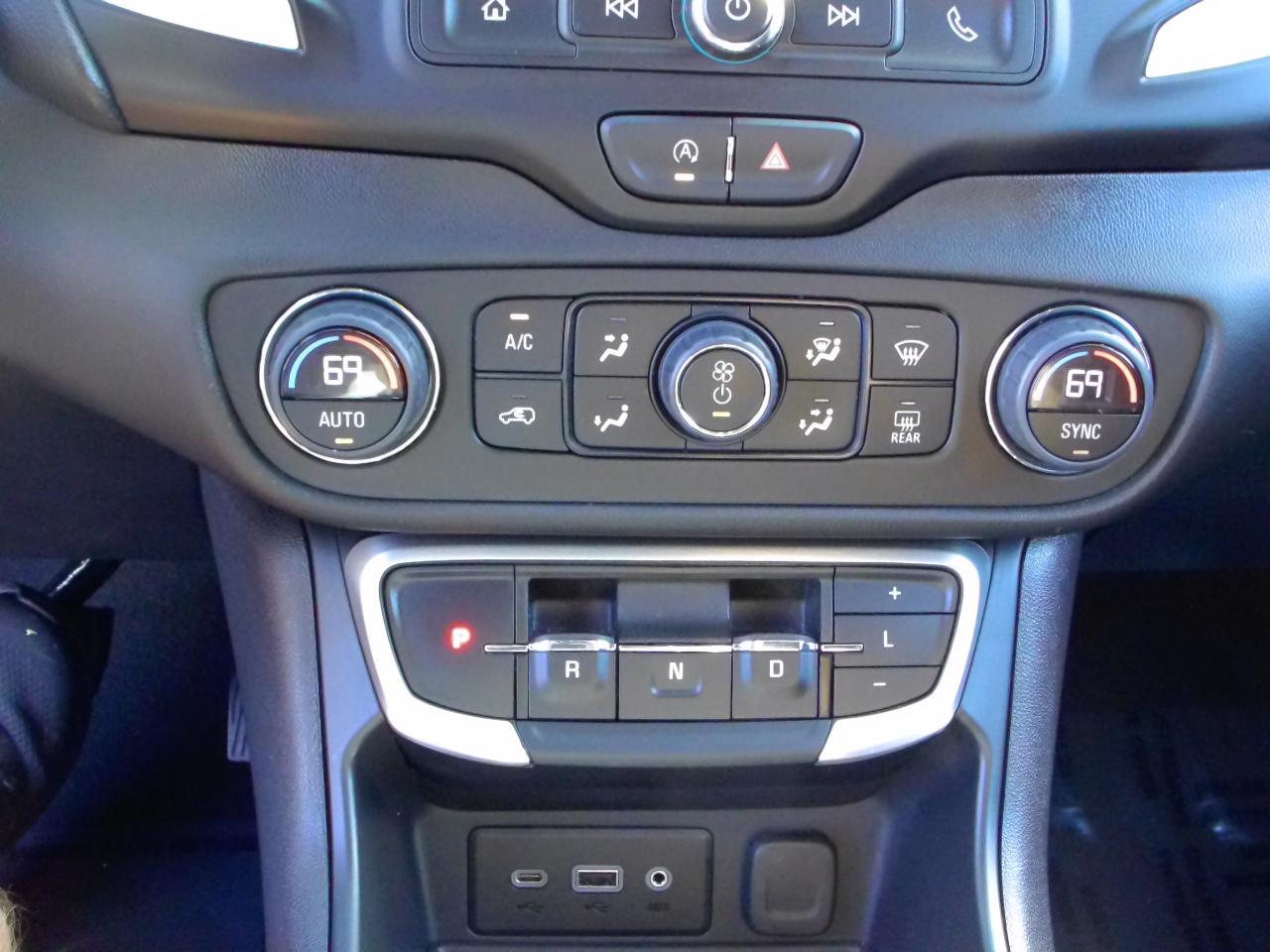 GMC Terrain SLE 2024