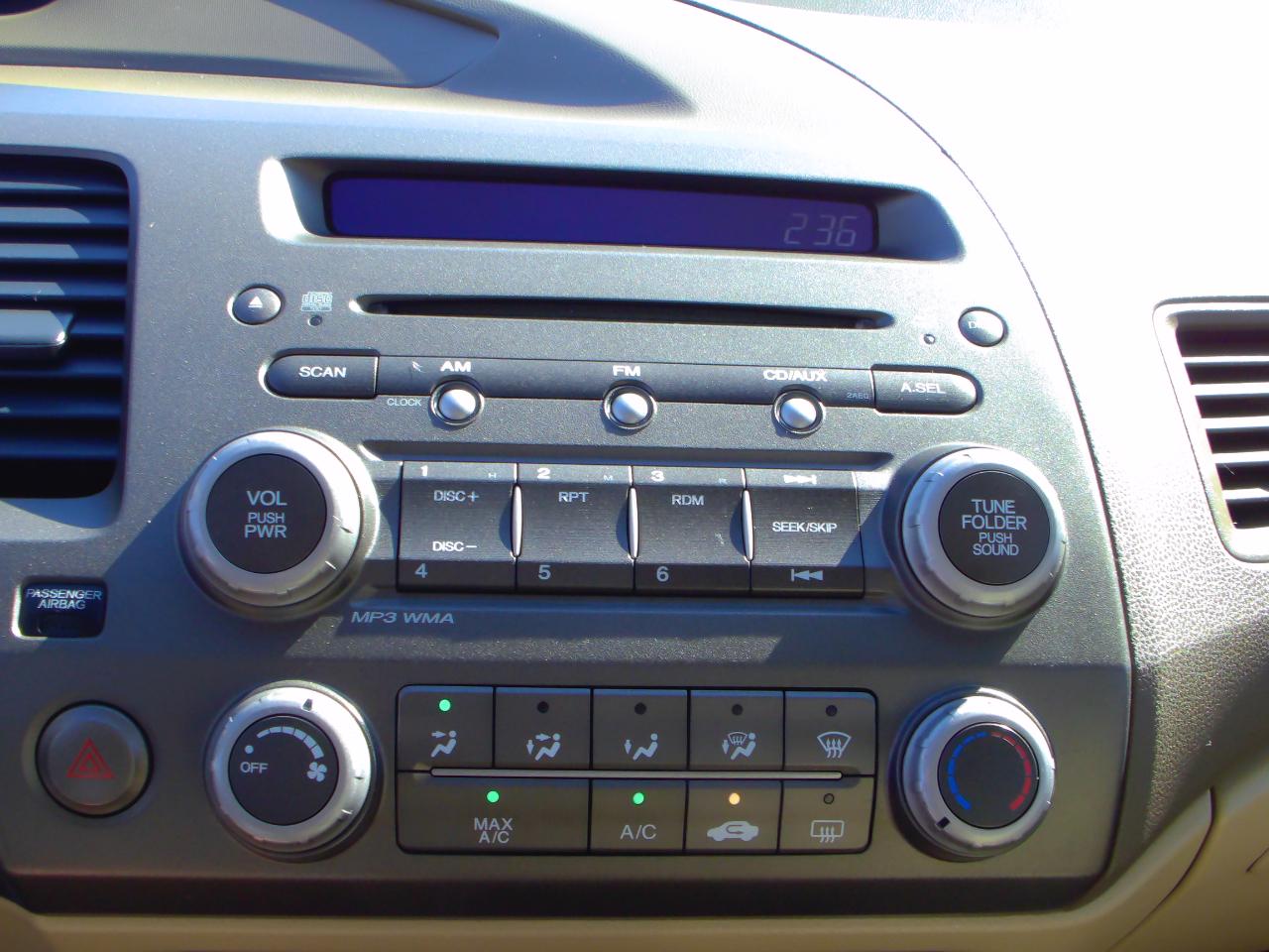 Honda Civic Sdn 4dr AT LX 2007