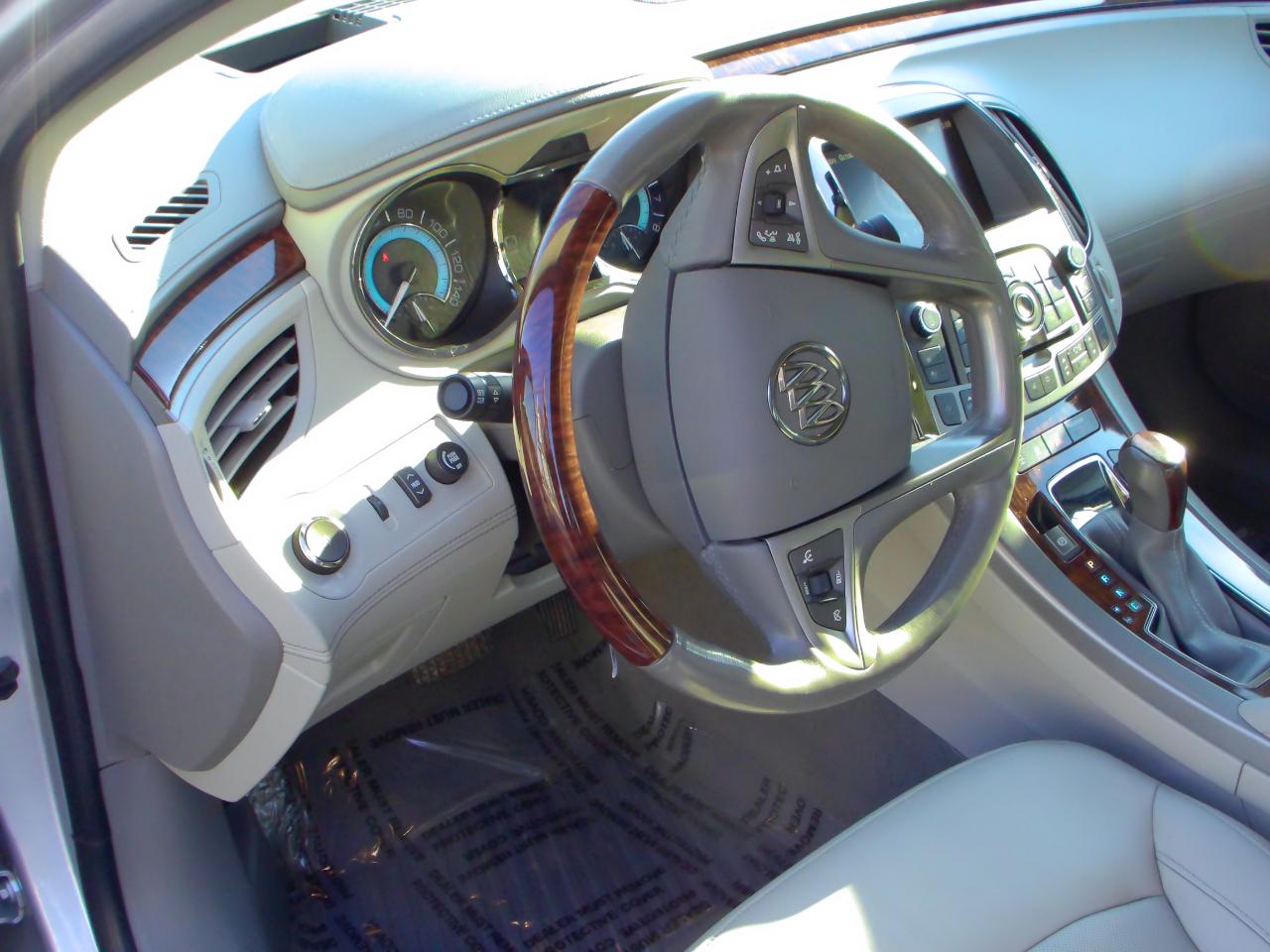 Buick LaCrosse 4dr Sdn Premium 3 FWD 2012