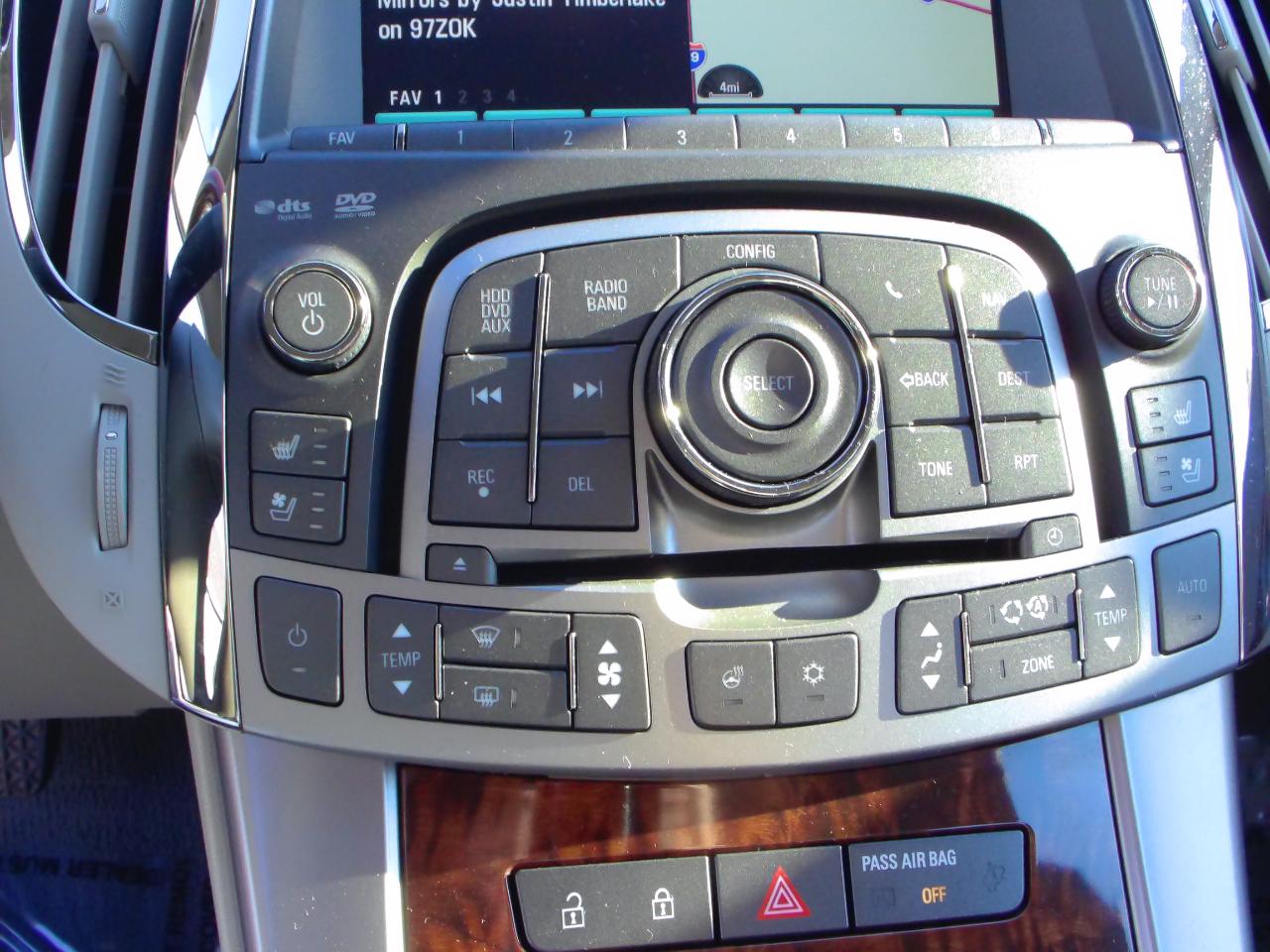 Buick LaCrosse 4dr Sdn Premium 3 FWD 2012