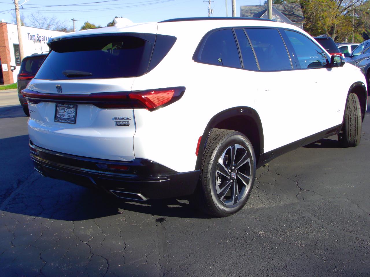 Buick Enclave 4dr Sport Touring 2026