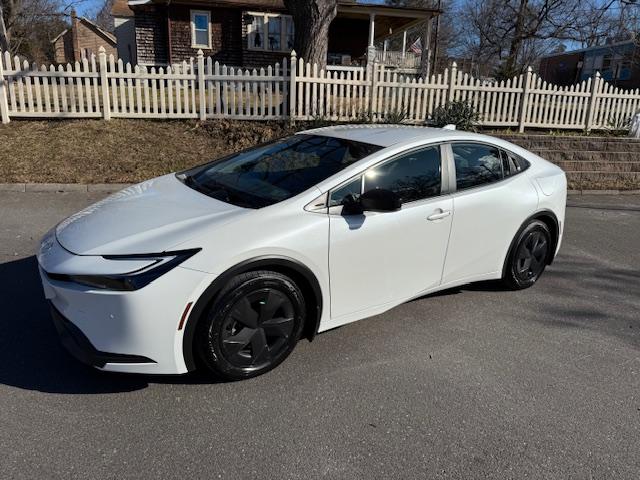 Toyota Prius LE 2025