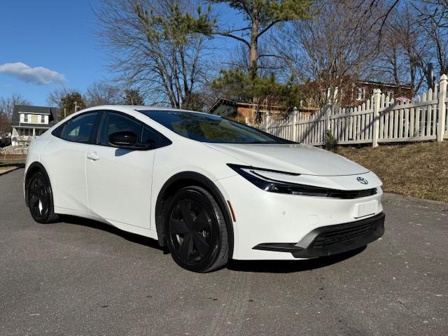 Toyota Prius LE 2025