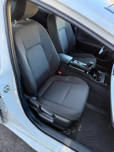 Toyota Prius LE 2025