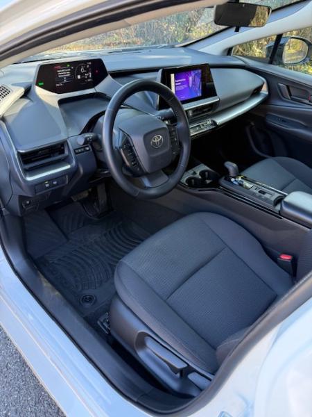 Toyota Prius LE 2025