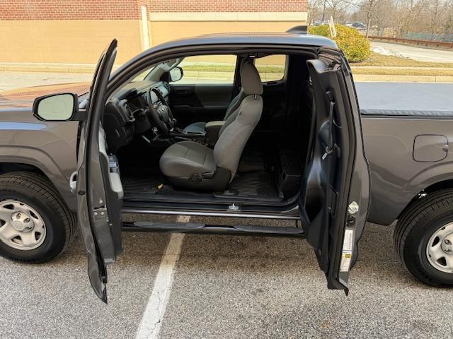 Toyota Tacoma SR5 Access Cab I4 6AT 2WD 2022