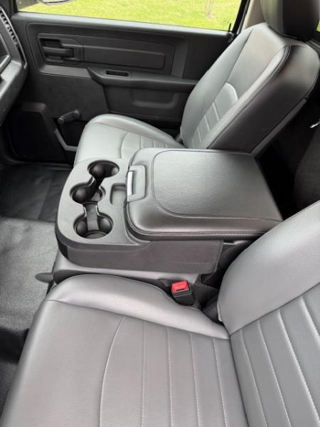 RAM 1500 Classic Tradesman Regular Cab LWB 4WD 2023