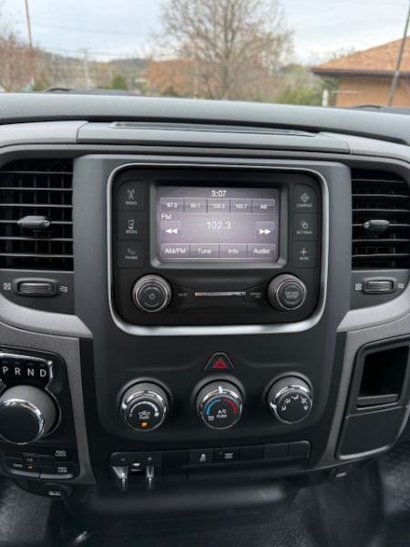 RAM 1500 Classic Tradesman Regular Cab LWB 4WD 2023