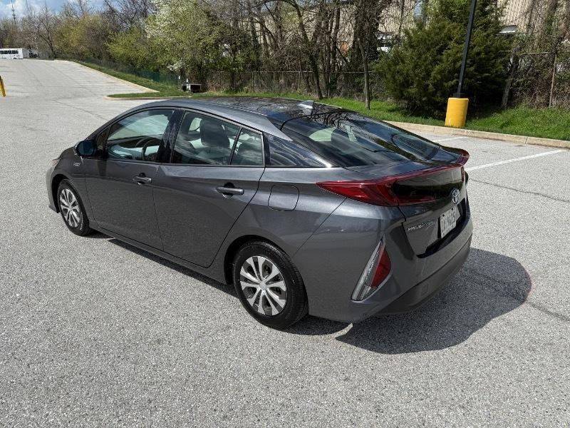 Toyota Prius Prime Premium 2017