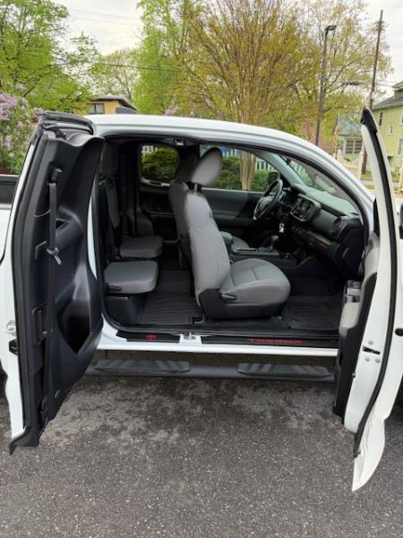 Toyota Tacoma SR5 Access Cab I4 6AT 2WD 2023