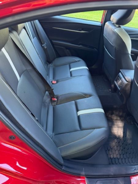 Toyota Camry Hybrid SE 2025