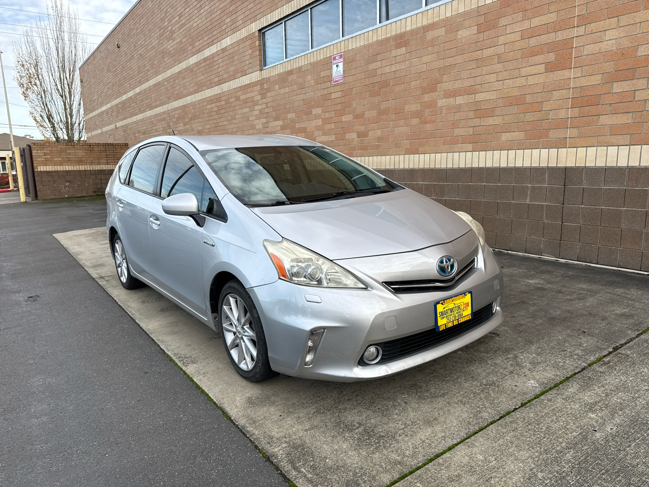 2012 Toyota Prius V 5dr Wgn Five (Natl)