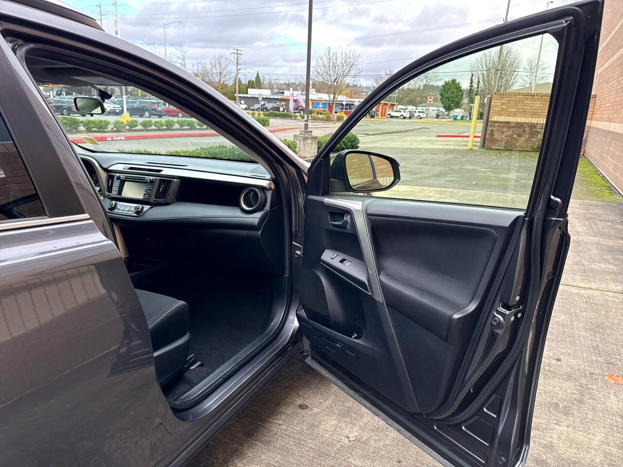 Toyota RAV4 XLE AWD 2015