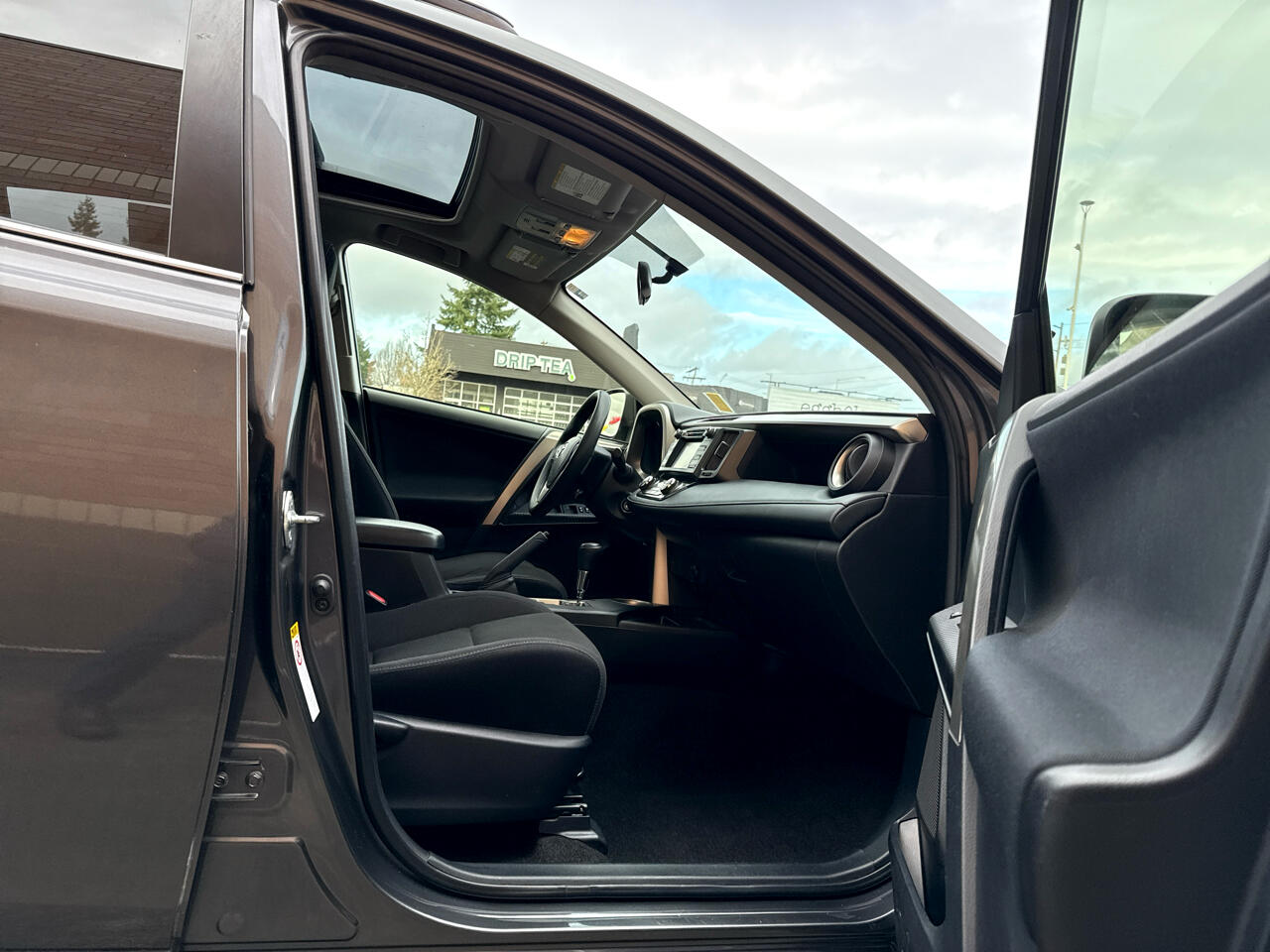 Toyota RAV4 XLE AWD 2015