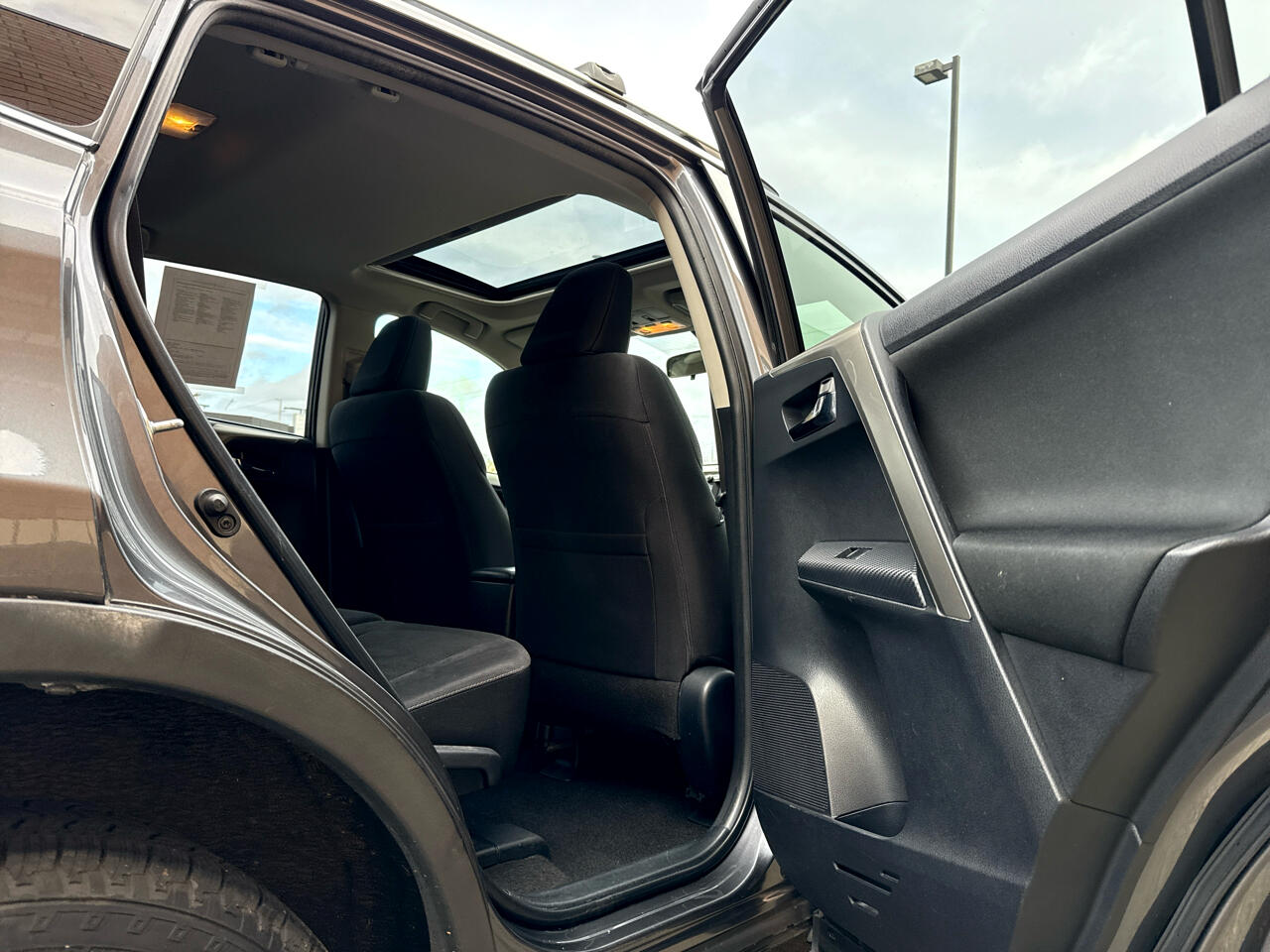 Toyota RAV4 XLE AWD 2015