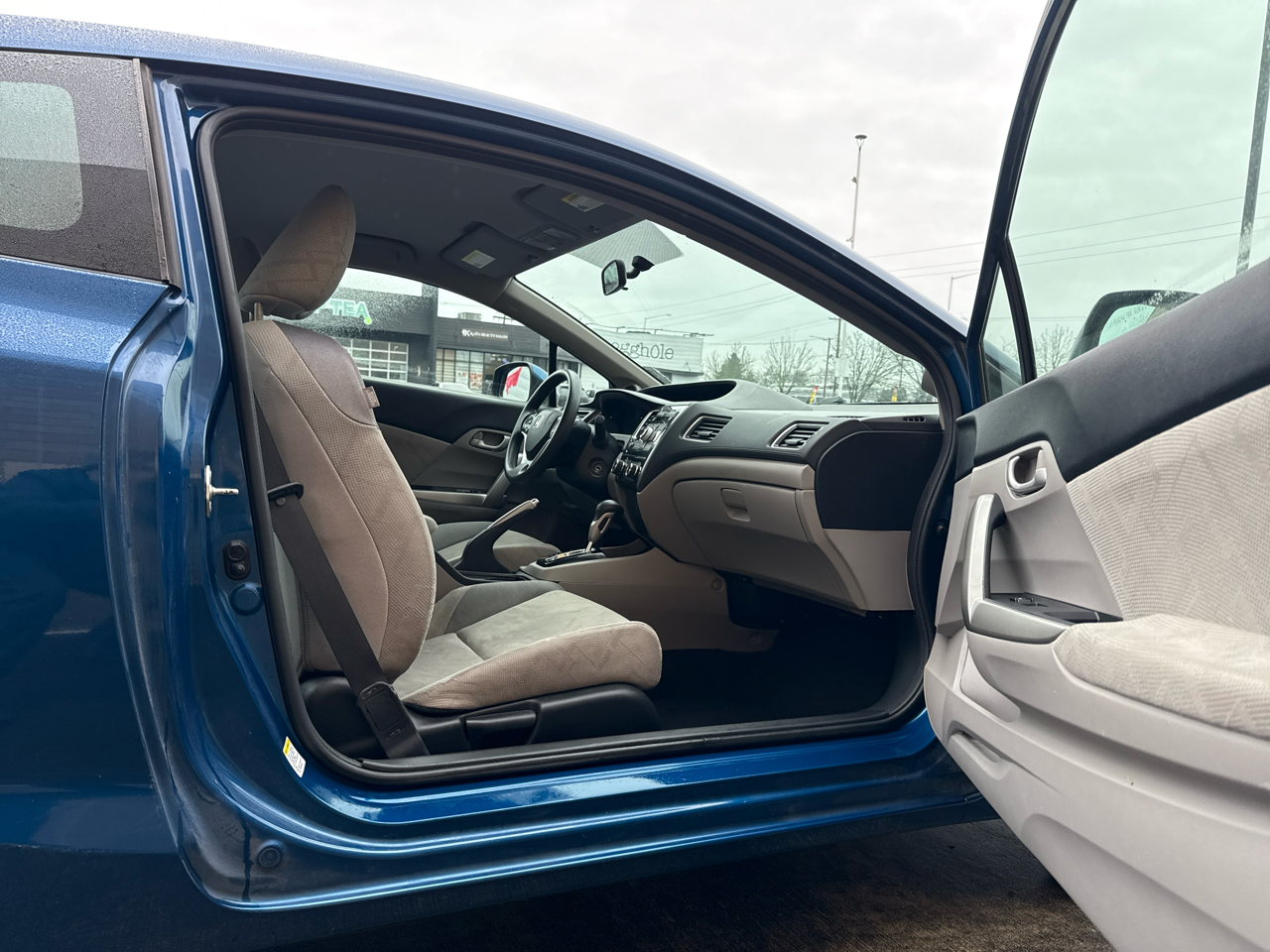 Honda Civic 2dr Cpe LX Auto 2013