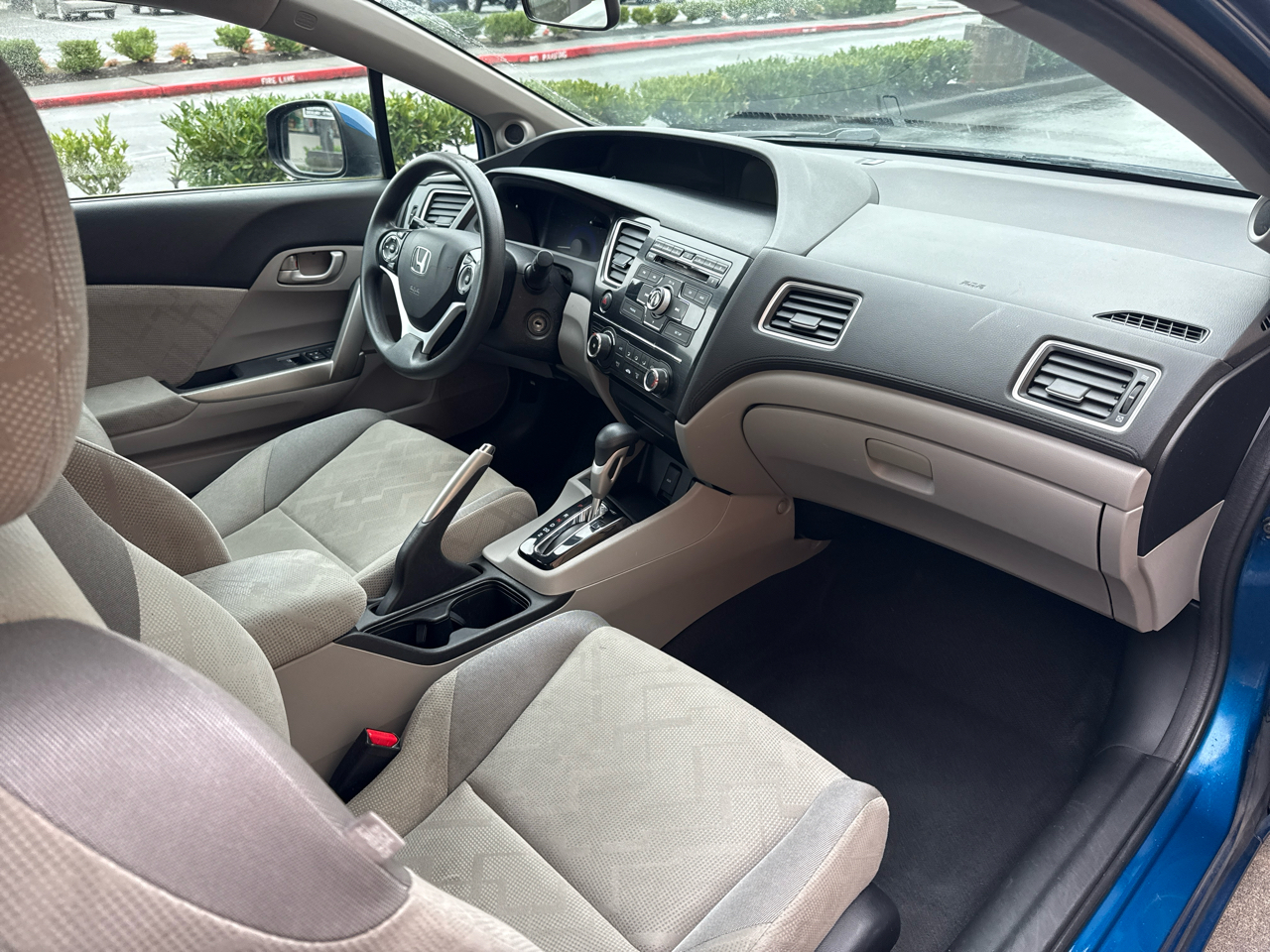 Honda Civic 2dr Cpe LX Auto 2013