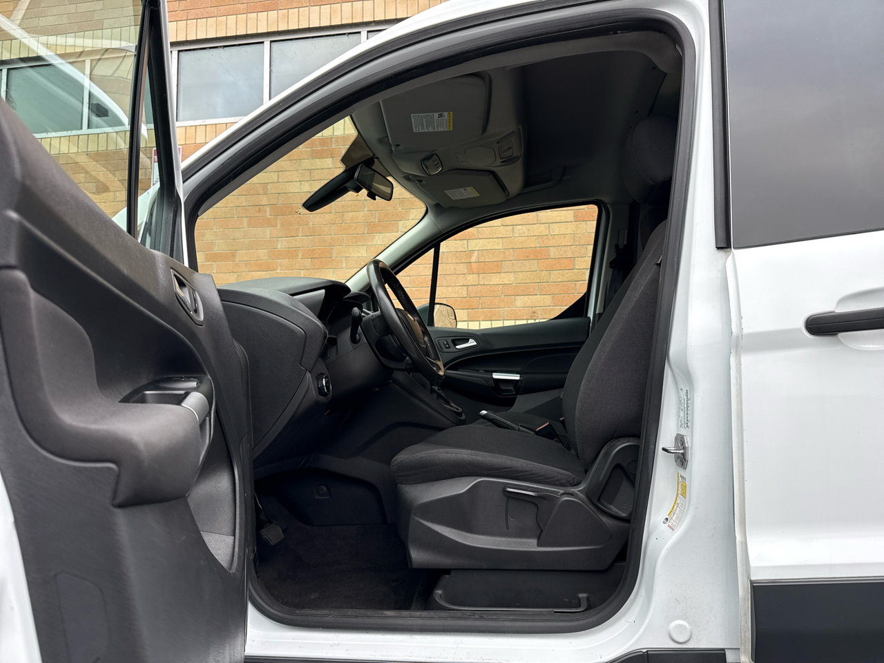 Ford Transit Connect Cargo Van XLT SWB 4dr w/Rear 180 Degree Door 2018