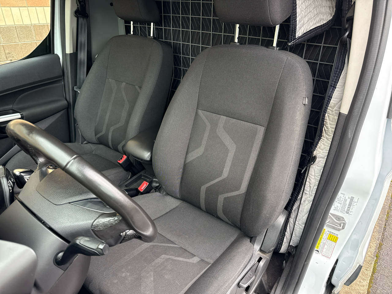 Ford Transit Connect Cargo Van XLT SWB 4dr w/Rear 180 Degree Door 2018