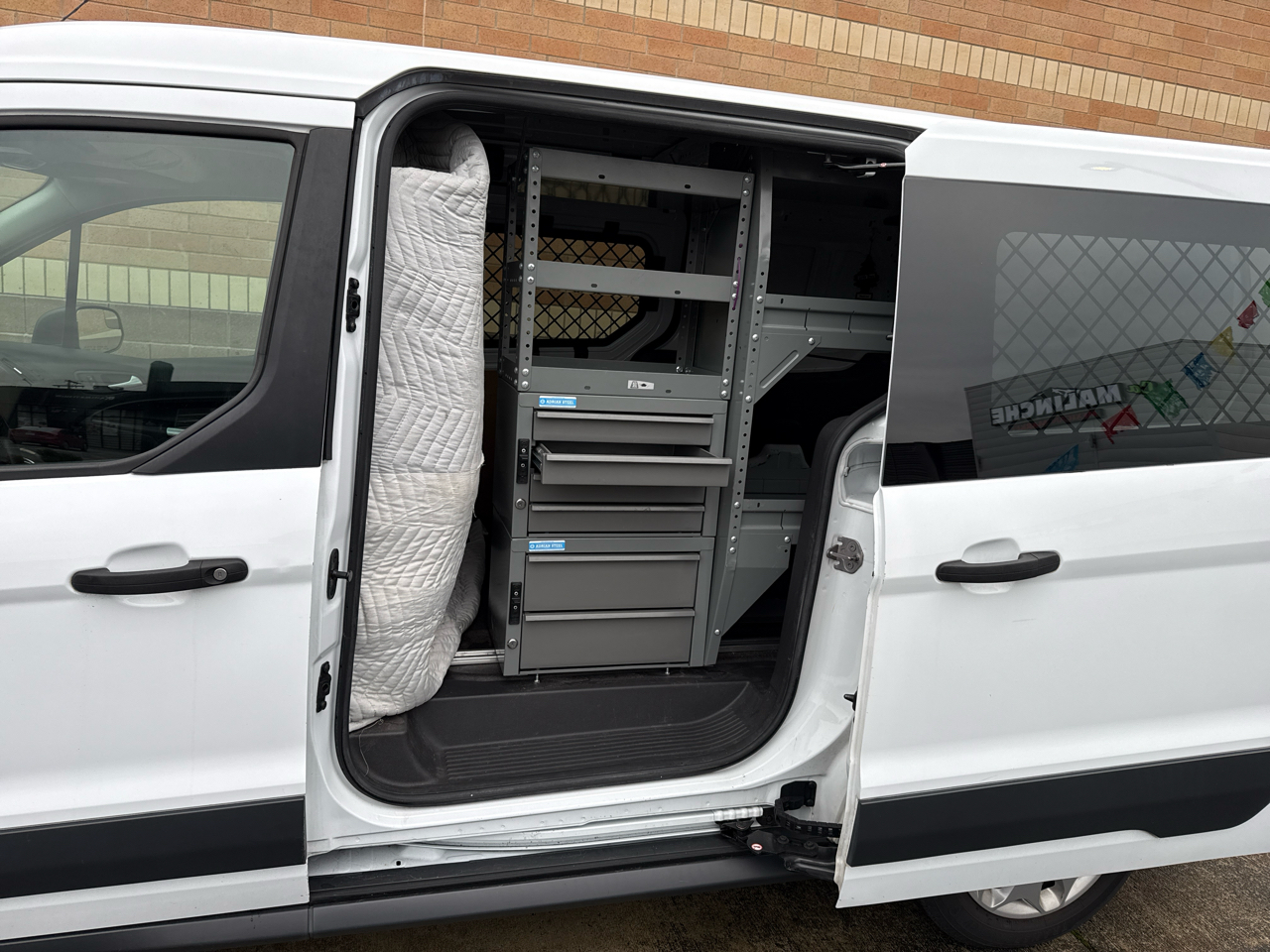 Ford Transit Connect Cargo Van XLT SWB 4dr w/Rear 180 Degree Door 2018