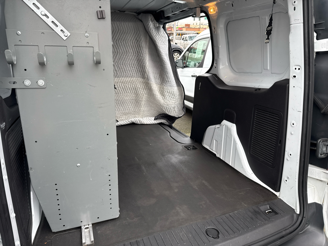 Ford Transit Connect Cargo Van XLT SWB 4dr w/Rear 180 Degree Door 2018