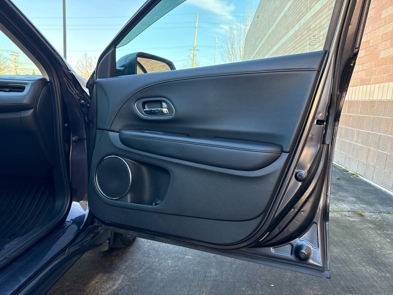 Honda HR-V EX-L w/Navigation 4WD CVT 2017