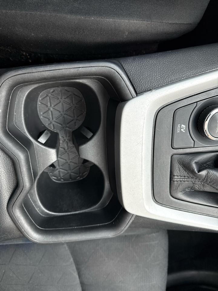 Toyota RAV4 Hybrid XLE 2021