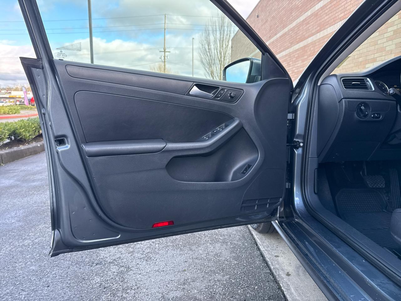 Volkswagen Jetta SE 2014