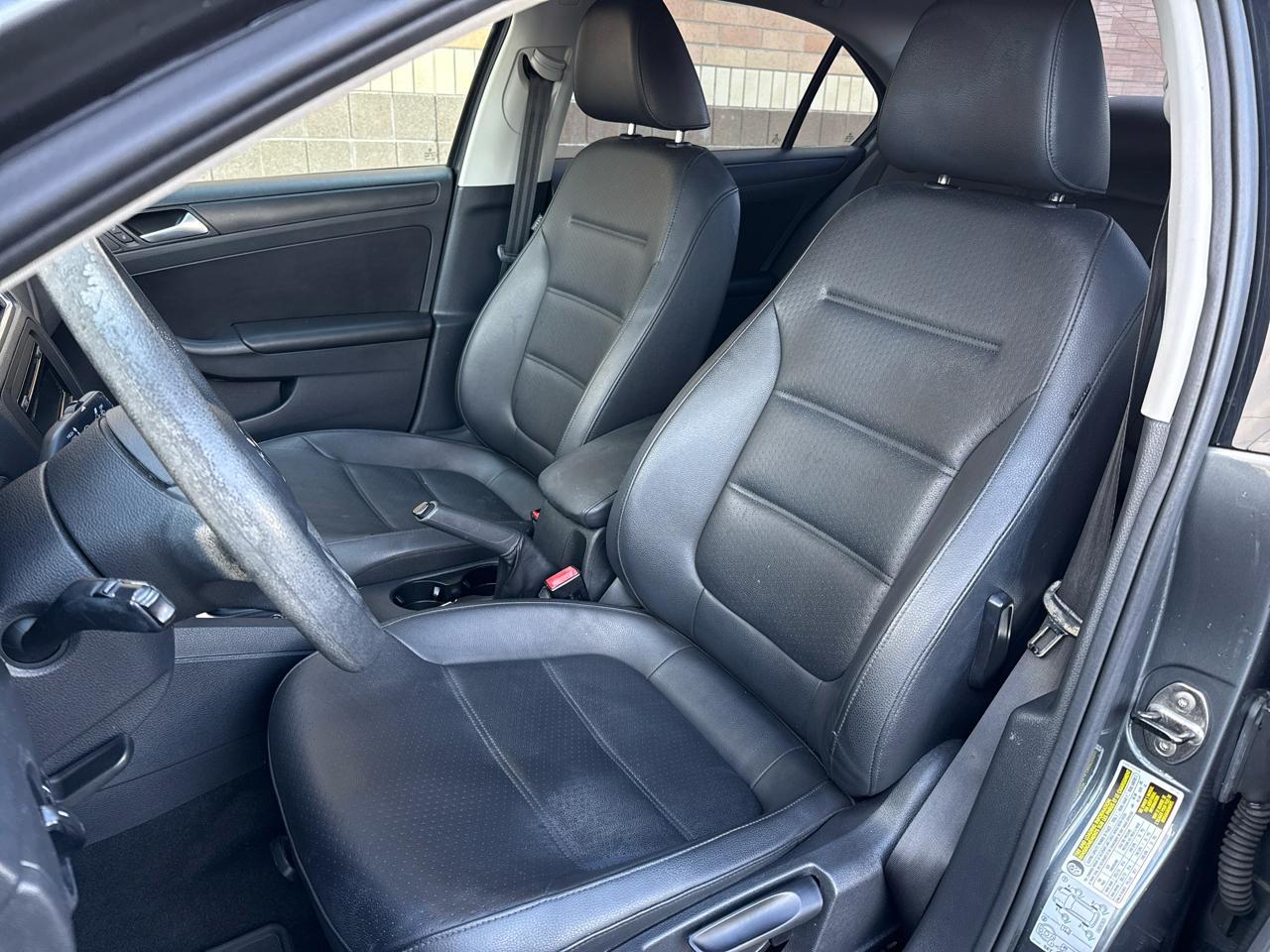 Volkswagen Jetta SE 2014