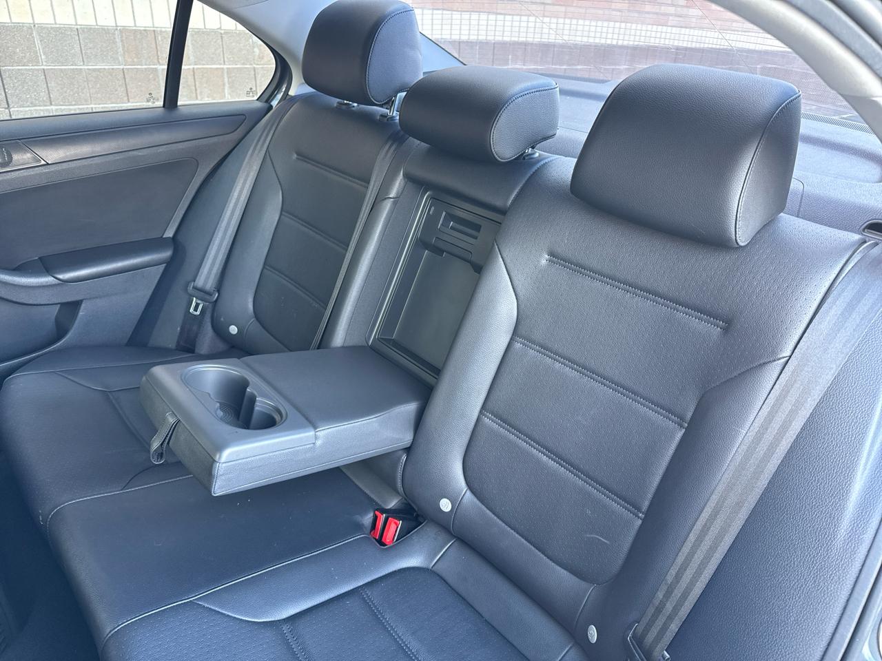 Volkswagen Jetta SE 2014