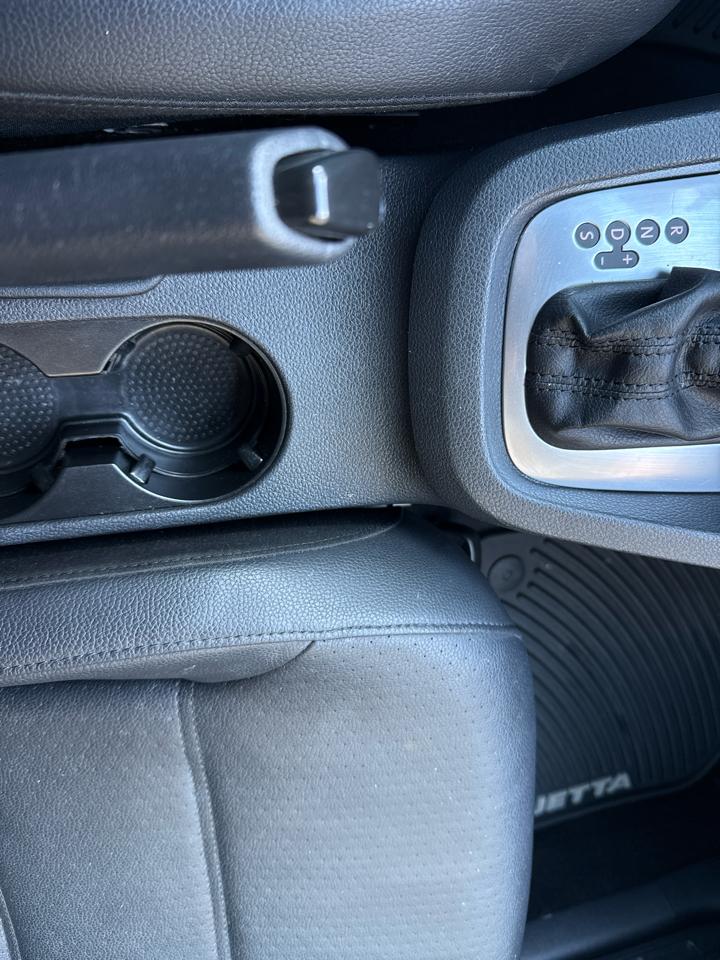 Volkswagen Jetta SE 2014