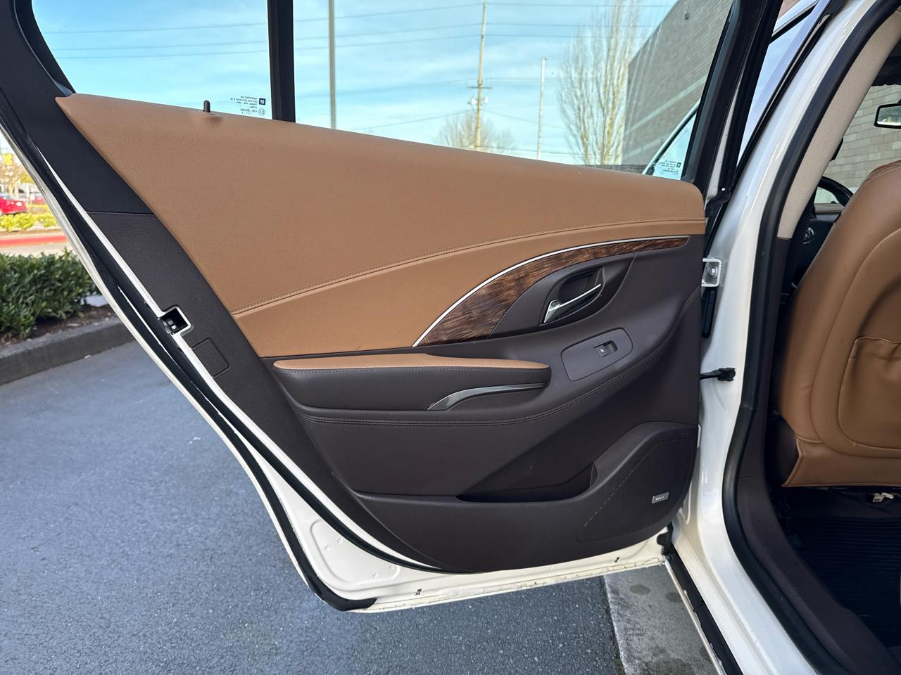 Buick LaCrosse Premium Package 1, w/Leather AWD 2014