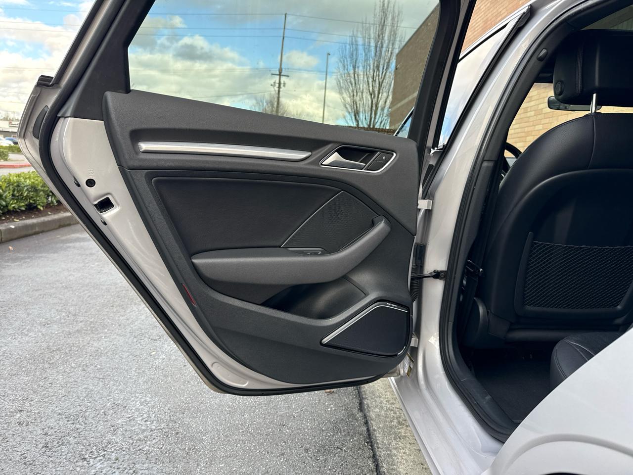 Audi A3 2.0T Premium Plus Sedan quattro S tronic 2016