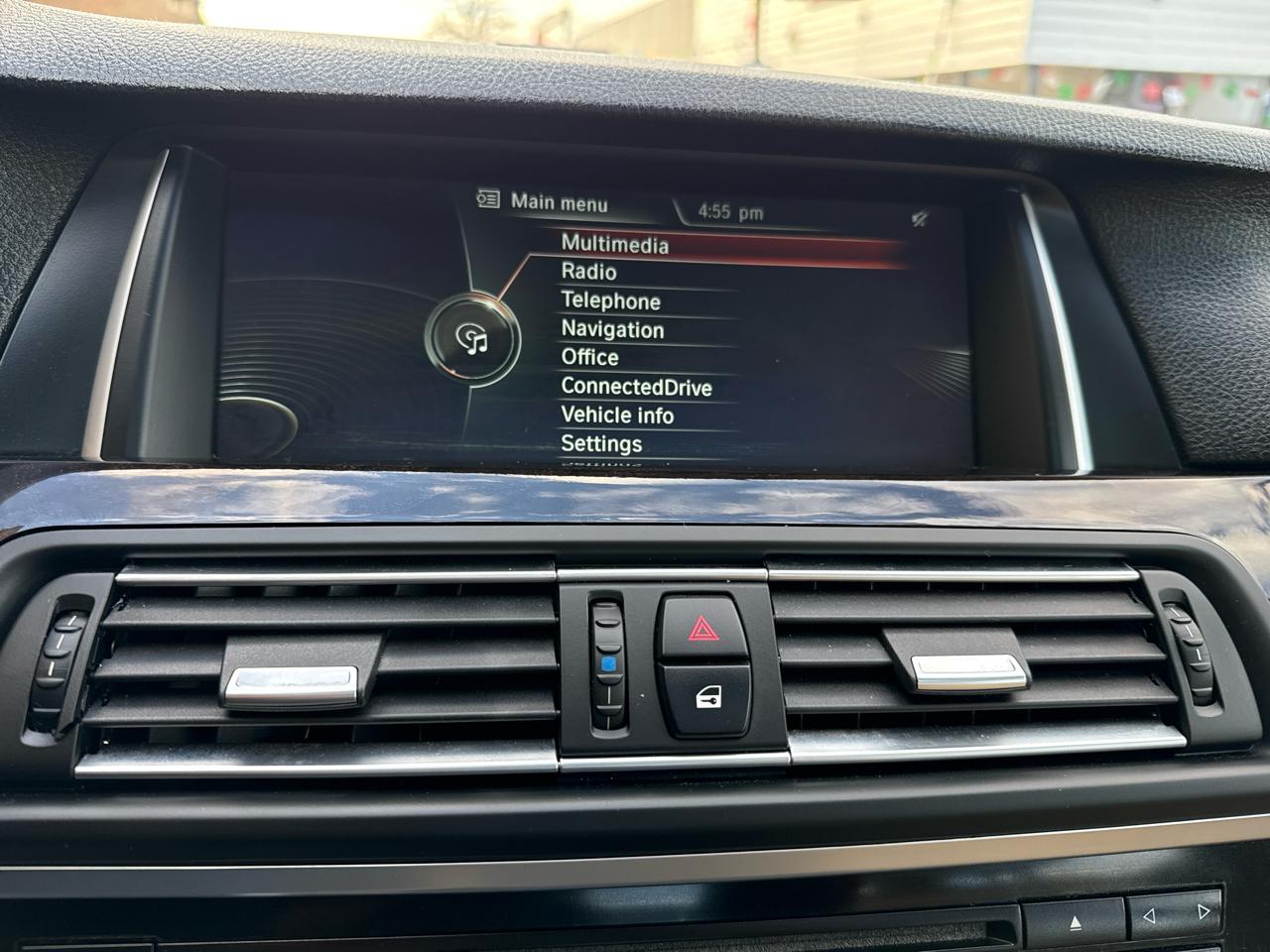 BMW 5-Series 528i 2014