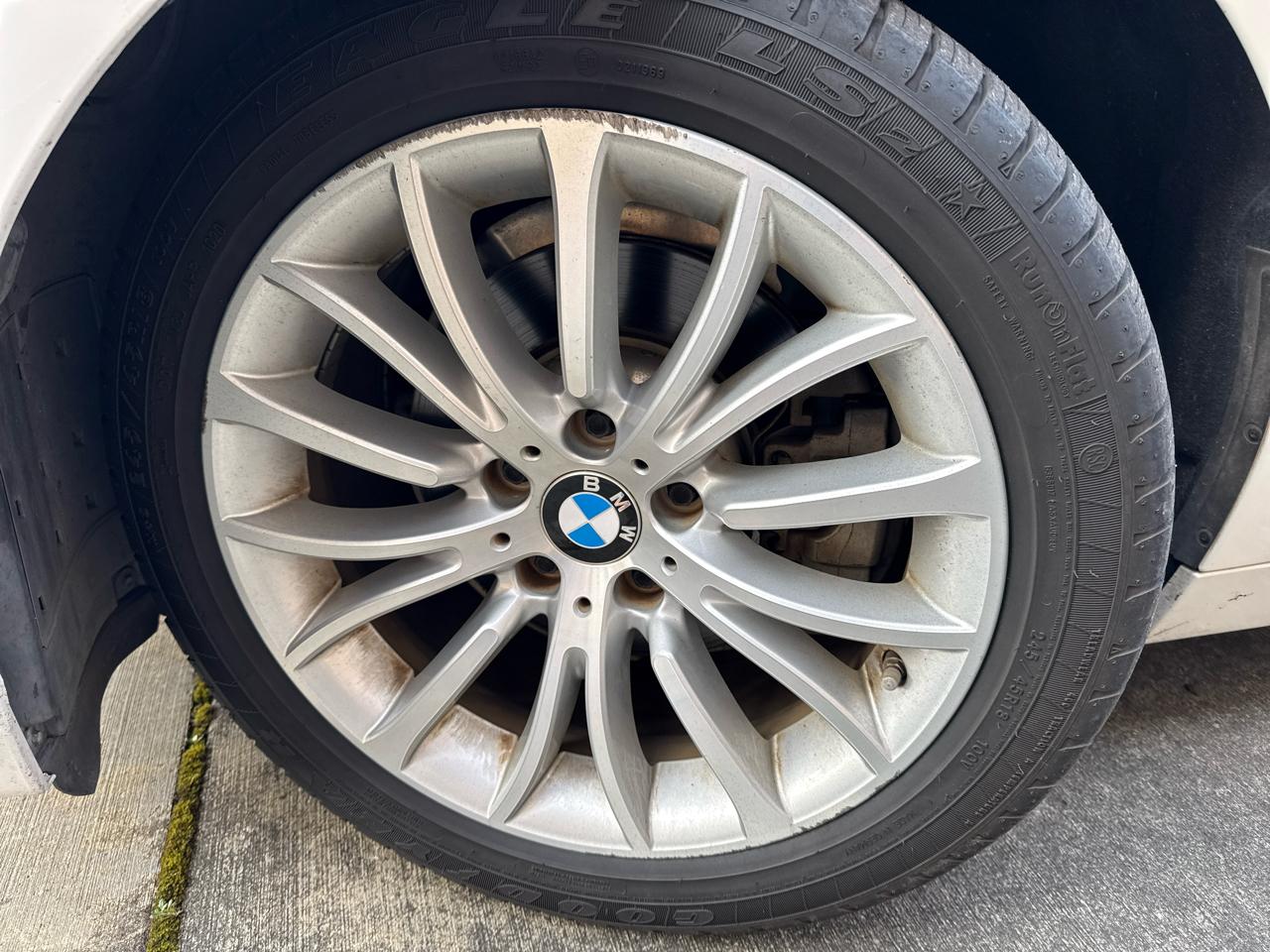 BMW 5-Series 528i 2014