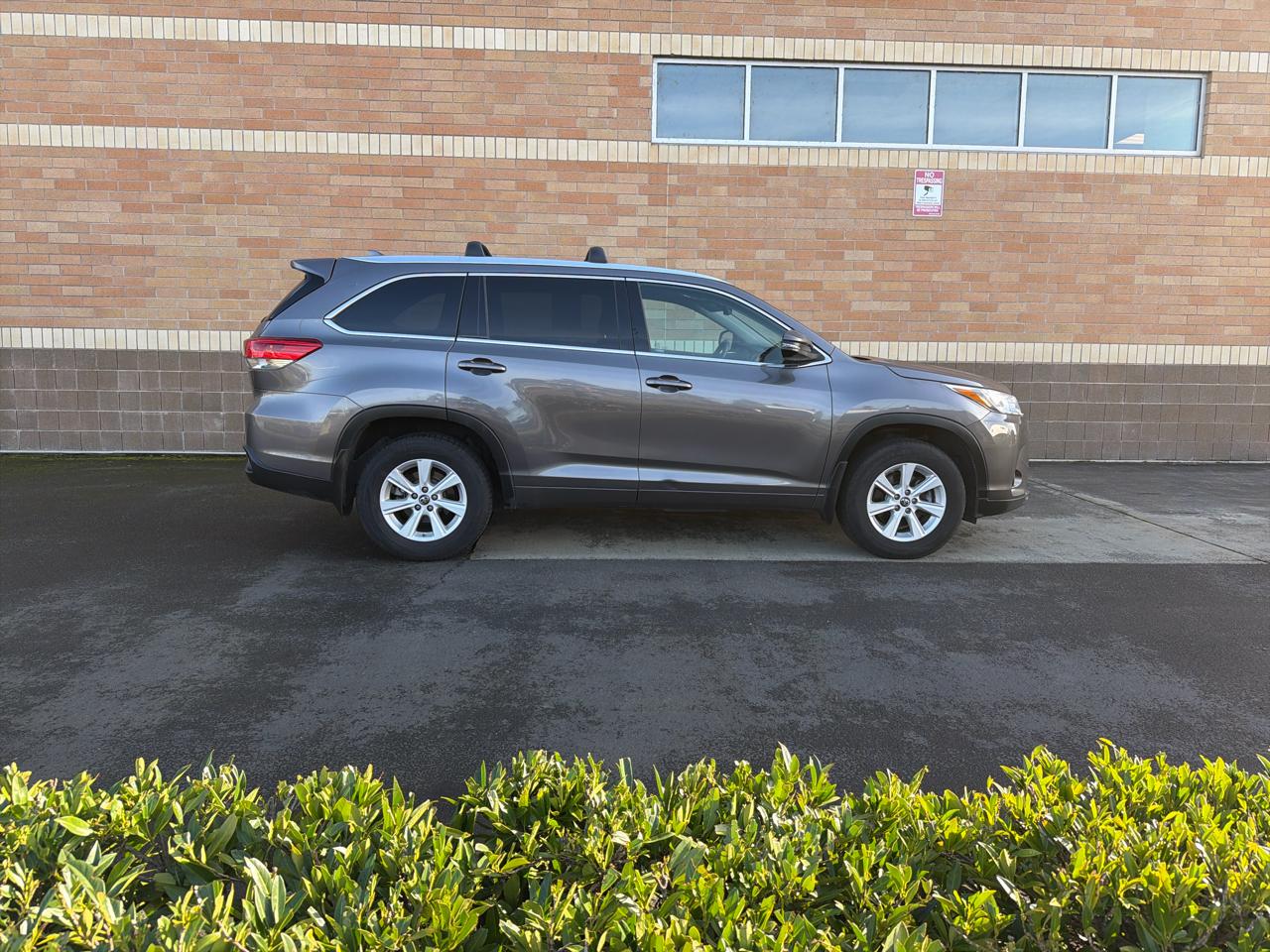 Toyota Highlander XLE AWD V6 2017