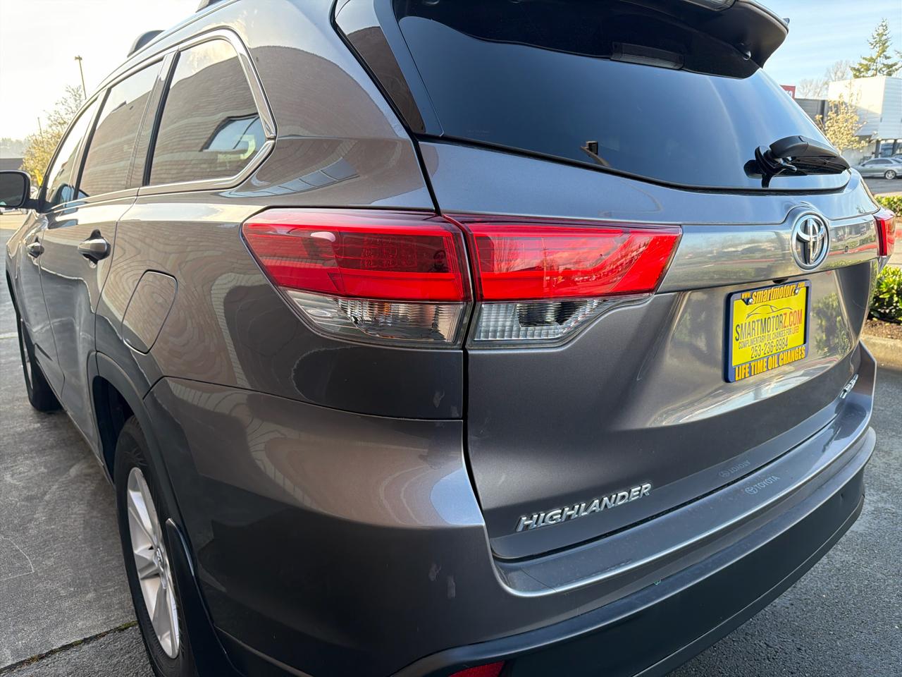 Toyota Highlander XLE AWD V6 2017