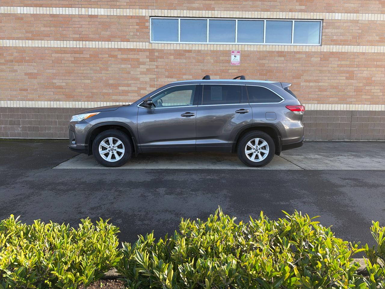 Toyota Highlander XLE AWD V6 2017