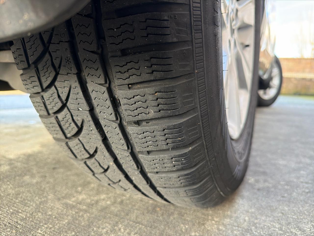 Toyota Highlander XLE AWD V6 2017